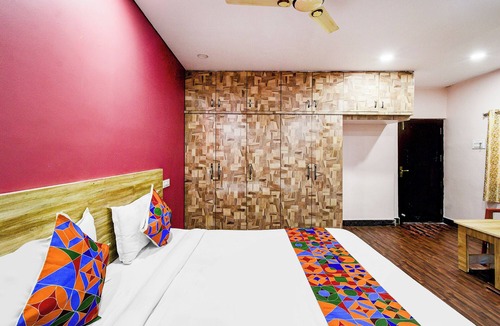 Medchal Hotel | Fabhotel Friendly Stay Luxury Room'S