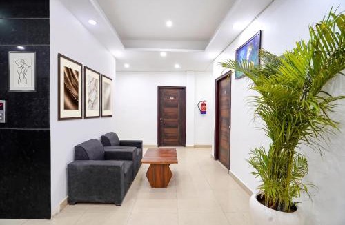 Noida Hotel | FabHotel Frolic Luxury Stay