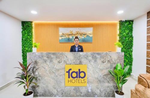 Hyderabad Hotel | FabHotel Grand Aarvi Prime - Nr Hafeezpet, Madeenaguda
