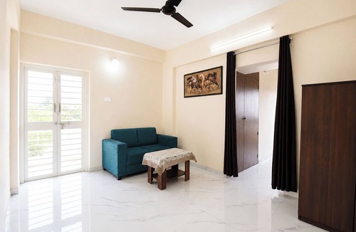 Pimpri - Chinchwad Hotel | Fabhotel Himalay Guest House