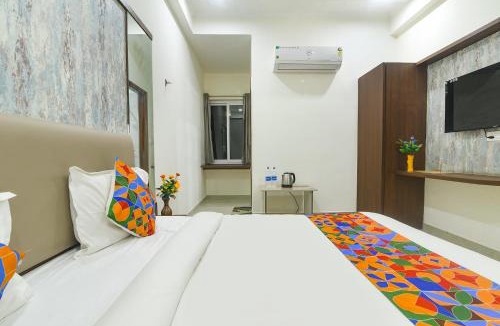 Shyam Nagar Hotel | FabHotel Jai Palace Comfortable Stay