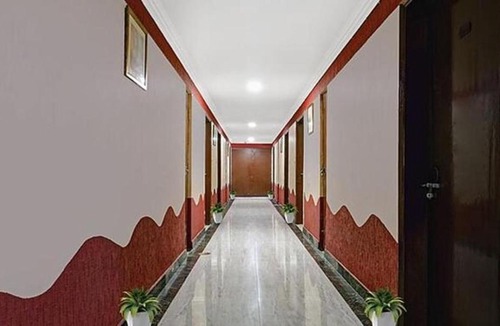 Varanasi Hotel | FabHotel K H Bar and Rest