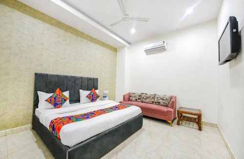 Faridabad Hotel | FabHotel Kavya Inn - Nr The Mall of Faridabad