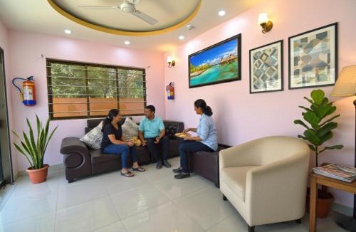 Guwahati Hotel | FabHotel Knight Airways - Nr Guwahati Airport