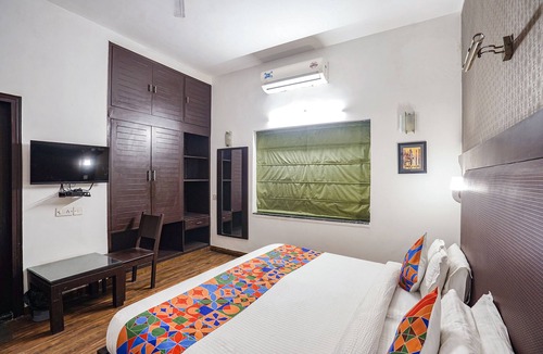 Saket Hotel | FabHotel Kular