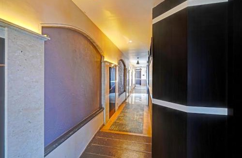 Pen Hotel | FabHotel KV