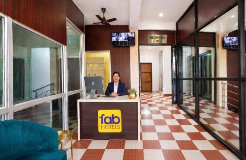 Chennai Hotel | FabHotel Madras Residency