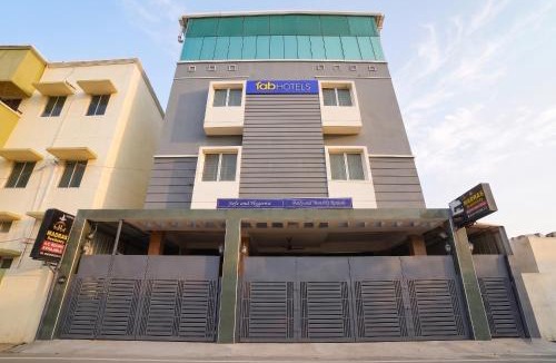 Chennai Hotel | FabHotel Madras Residency