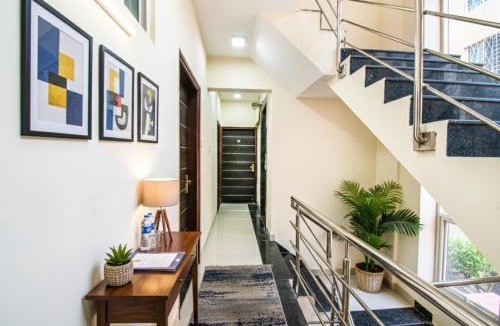 Viman Nagar Hotel | FabHotel Marvel Bliss