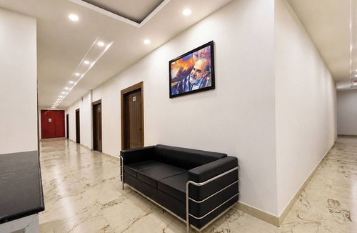 Pashim Vihar Hotel | Fabhotel Moonlight