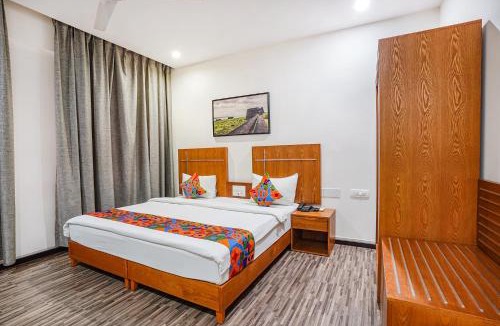 Brookefield Hotel | FabHotel Northern Suites - Kundalahalli Main Road