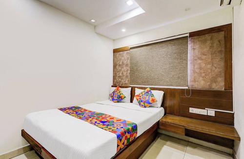 Vadapalani Hotel | Fabhotel Olive Grand