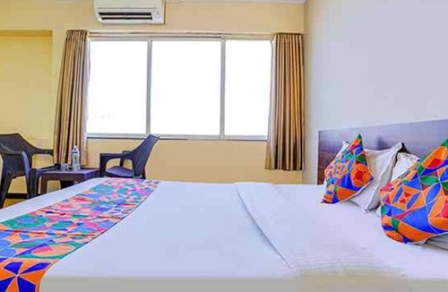 Mundhwa Hotel | Fabhotel Peaceful Stay
