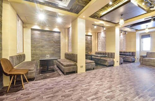 Jaipur Hotel | Fabhotel Pearl Square