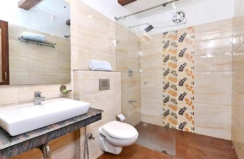 Nainital Hotel | FabHotel Plus Aroma Nainital