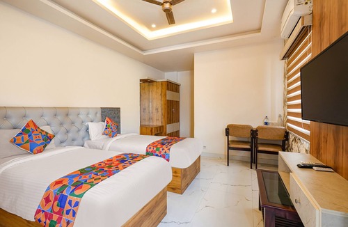 Attibele Hotel | FabHotel Prime Mayuri Residency - Yadavanahalli