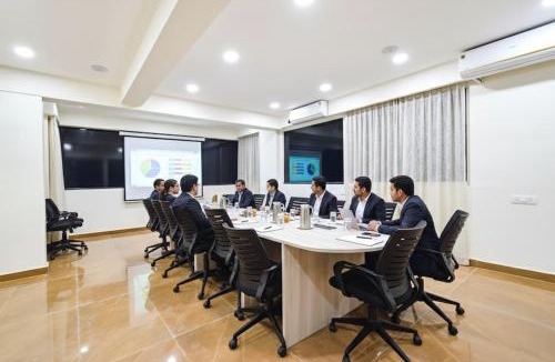 HITEC City Hotel | FabHotel Prime Srishoin - Nr TCS Deccan Park Hitech City