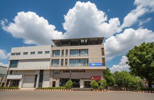 Maharana Pratap Nagar Hotel | FabHotel Prime The Bentree