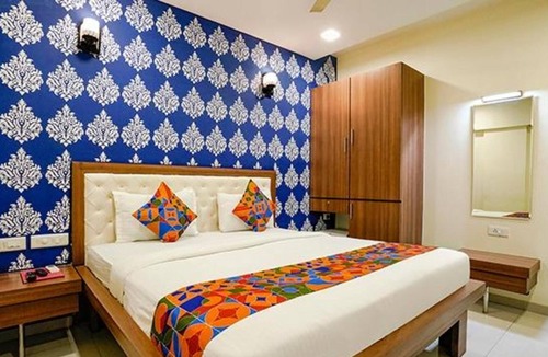 Rabale Hotel | Fabhotel Prime Vrushali Inn