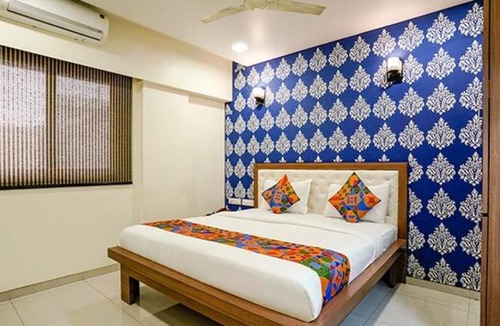 Rabale Hotel | Fabhotel Prime Vrushali Inn