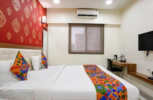 Rabale Hotel | Fabhotel Prime Vrushali Inn