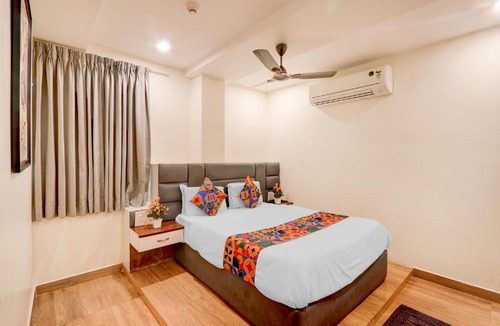 Khammam Hotel | FabHotel Radha Rani Residency