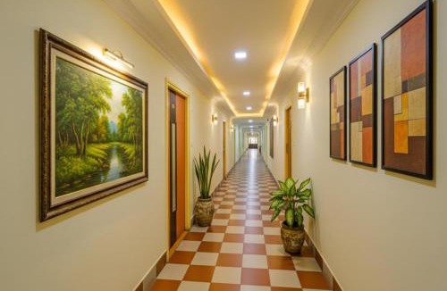 Allahabad Hotel | FabHotel Raka Inn