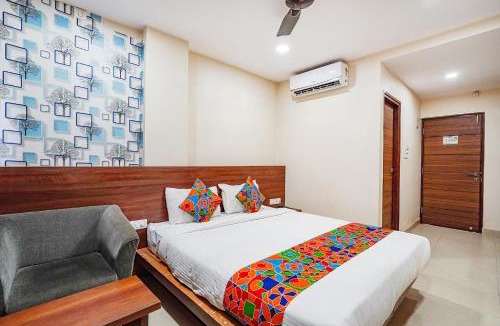 Narasapura Hotel | FabHotel Rove Inn & Suites - Nr Thammenahalli Village