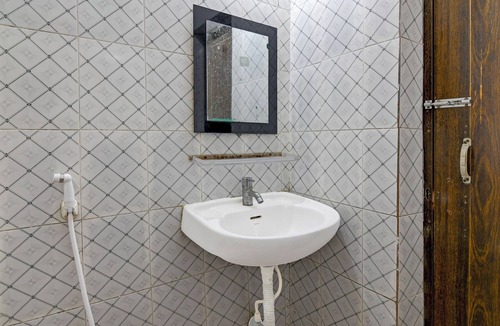 Bhubaneshwar Hotel | Fabhotel Seven Inn