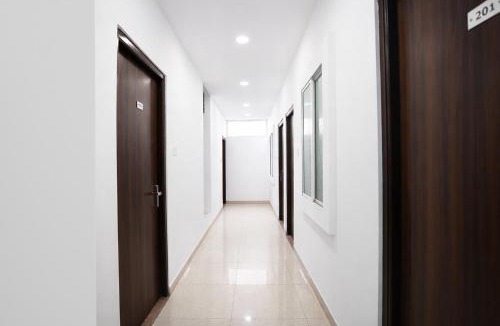 Sanwer Hotel | FabHotel Shivay