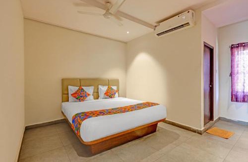 Vijayawada Hotel | FabHotel Siddarth Grand