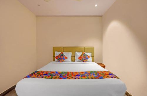 Vijayawada Hotel | FabHotel Siddarth Grand