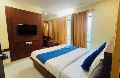 Bengaluru Hotel | Fabhotel Silver House Inn