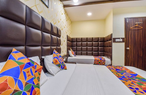 Navrangpura Hotel | FabHotel Silver Inn