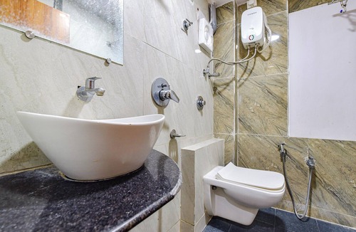 Navrangpura Hotel | FabHotel Silver Inn
