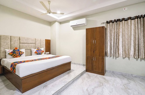 Khammam Hotel | Fabhotel Simhadri Grand