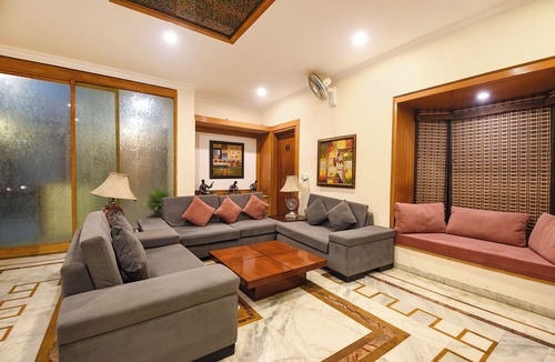 DLF Phase 3 Hotel | Fabhotel Siris 18
