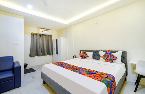 Serilingampally Hotel | Fabhotel Ssr Ikon Suites