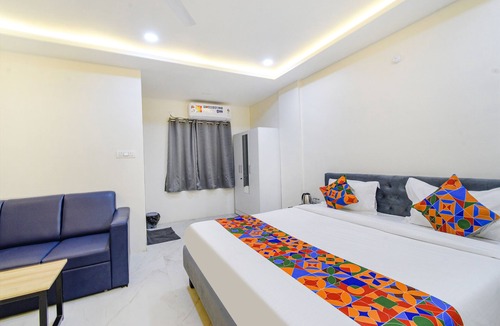Serilingampally Hotel | Fabhotel Ssr Ikon Suites