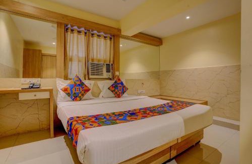 Navi Mumbai Hotel | FabHotel Starwood Residency - 100M From Dr DY Patil Stadium