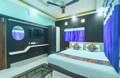 Behala Hotel | Fabhotel Subharaj Palace