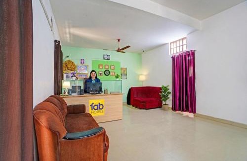 Vadanemelli Hotel | FabHotel Subikshas Mirra Villa -ECR