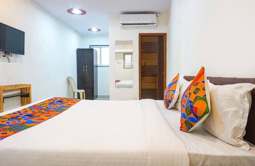 Rajgurunagar Hotel | FabHotel Surya I Pune
