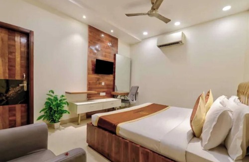 Pashim Vihar Hotel | Fabhotel Swastik