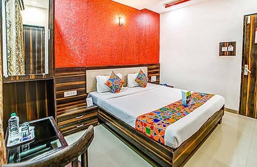 Sakinaka Hotel | Fabhotel The Adore Palace
