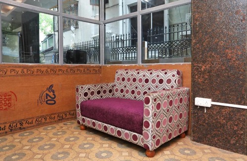 Kolkata Hotel | FabHotel The Corporate Inn I