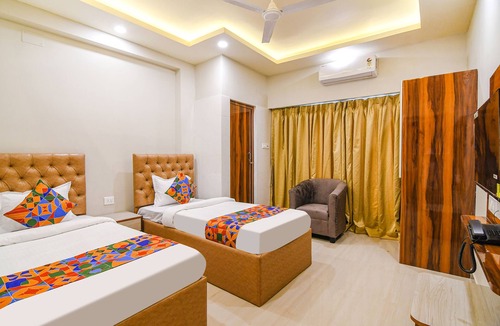 Dumdum Hotel | Fabhotel The Luxurie International