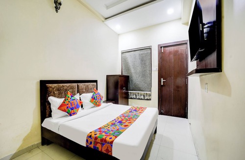 Kolar Road Hotel | Fabhotel The Shloka