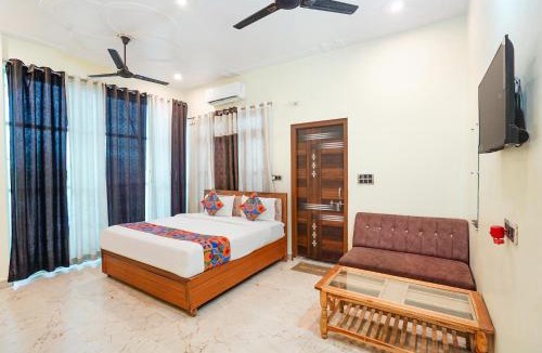 Faizabad Hotel | FabHotel The Yash Resort