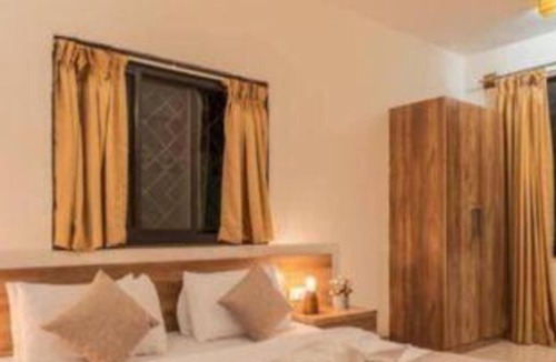 Penha de Franรงa Hotel | FabHotel Vihasta Gold Nest